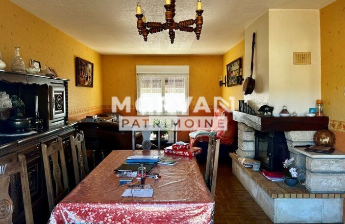 PROPRIETE DE MAISON D'HABITATION - BELLES DEPENDANCES - COUR - VERGER - TERRAIN — photo 5
