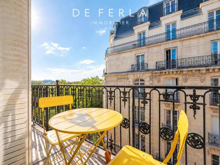 Denfert-Rochereau - Magnifique 3 pièces en étage élevé et avec extérieur — photo 1