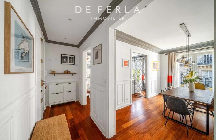 Denfert-Rochereau - Magnifique 3 pièces en étage élevé et avec extérieur — photo 4