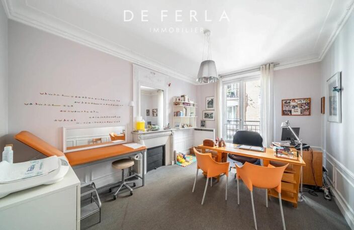 Appartement - Paris VI - À rénover - 94m2 — photo 4