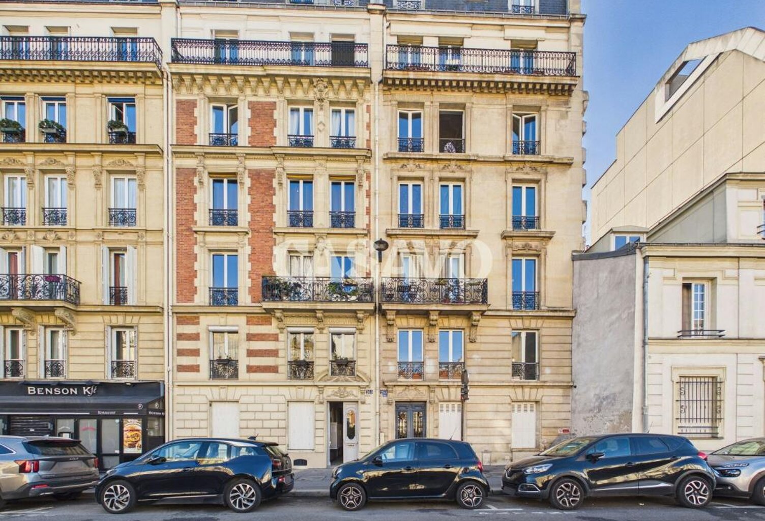 Vente DOUBLE AFFECTATION (HABITATION et PROFESSIONEL T3 pièces de 58m² - 75017 Paris — photo 1