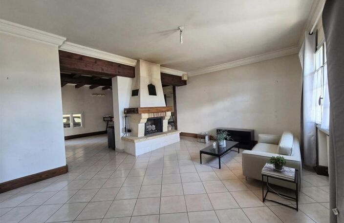 Maison de 150 m² avec terrasse et garage en vente à Cognac (16100) — photo 2