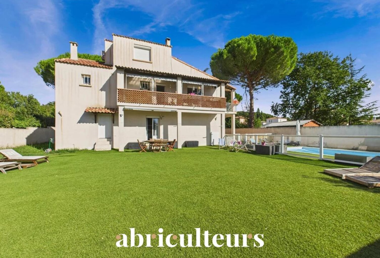 Maison familiale avec dépendance de 190 m² en vente à Bouc-Bel-Air(13320) — photo 1