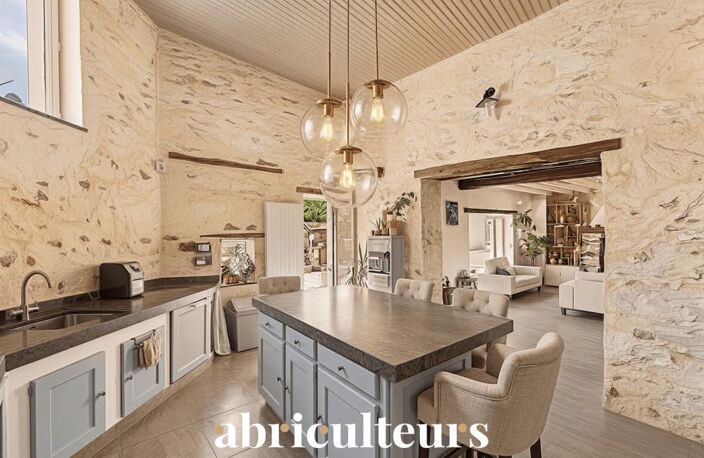 Calme absolu dans cette maison de charme bucolique rénovée de 250m² à Vert le Grand (91810) — photo 2