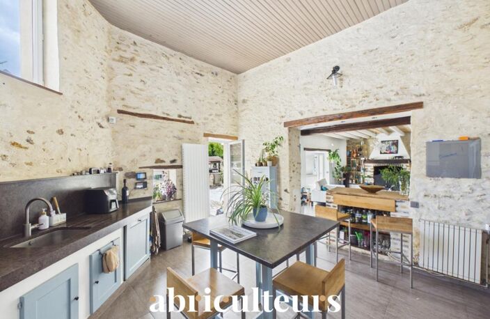 Calme absolu dans cette maison de charme bucolique rénovée de 250m² à Vert le Grand (91810) — photo 3