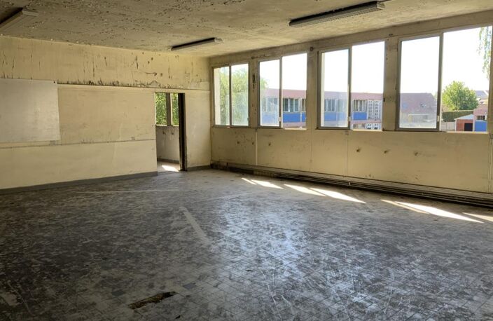 Ensemble immobilier - 2 313 m² - Noeux-les-Mines (62) — photo 3
