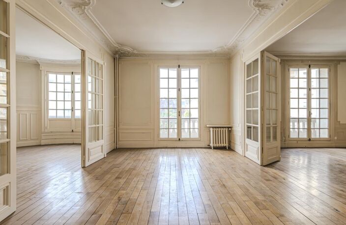 Appartement - 197 m² - Reims (51) — photo 2