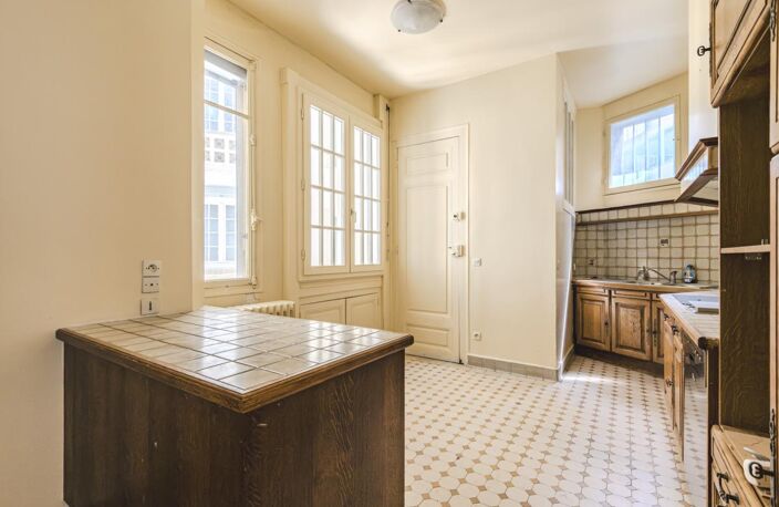 Appartement - 197 m² - Reims (51) — photo 4