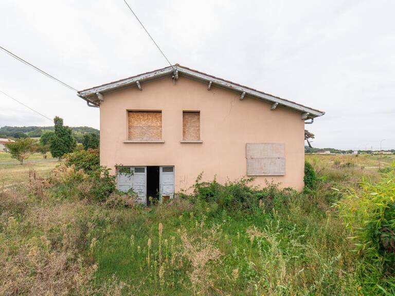 Maison - 70 m² - Sainte-Livrade-sur-Lot (47) — photo 1