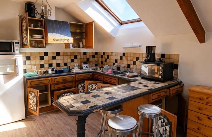 Maison de 8 pièces de 180 m² divisée en 4 appartements — photo 5