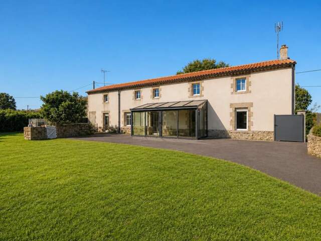 Maison de 5 pièces de 134 m² au Poiré-sur-Vie — photo du bien