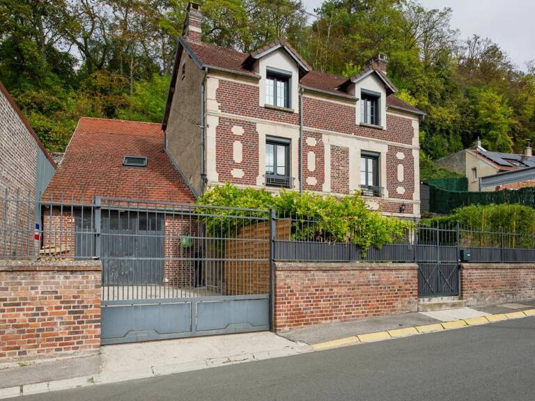Maison de 7 pièces de 124 m² à Béthisy-Saint-Martin — photo 1