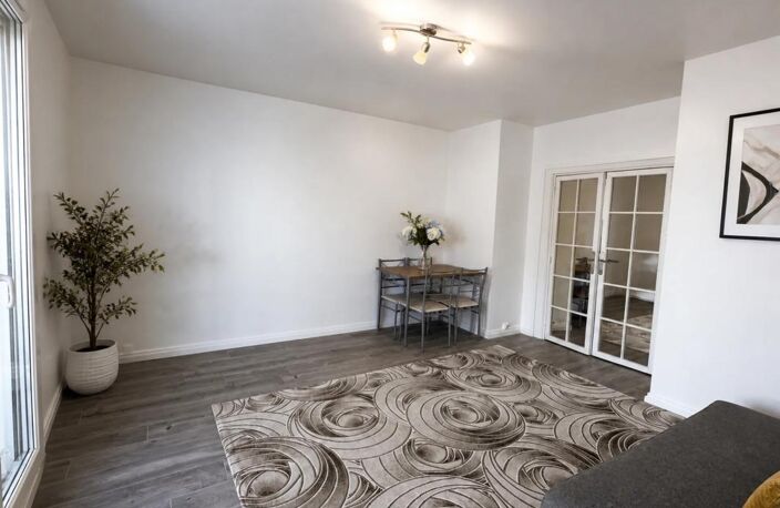 Appartement 2 pièces de 44 m² situé à Noyon — photo 2