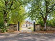VESOUL – UNE MAISON FAMILIALE AUX VOLUMES EXCEPTIONNELS — photo 2
