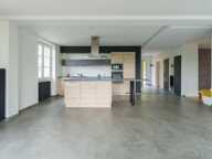 VESOUL – UNE MAISON FAMILIALE AUX VOLUMES EXCEPTIONNELS — photo 4