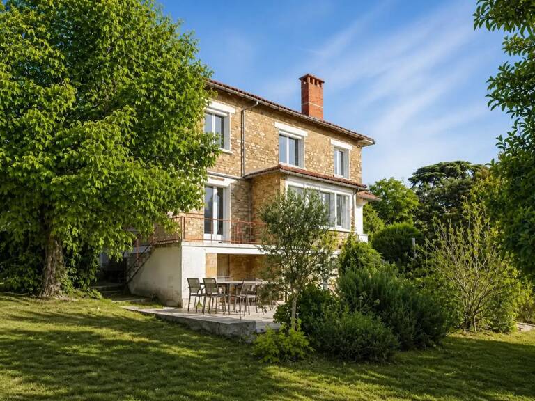Maison de 193 m² situé à Thenon — photo 1
