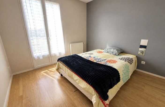 Maison de 4 pièces de 102 m² à Rochechouart — photo 3