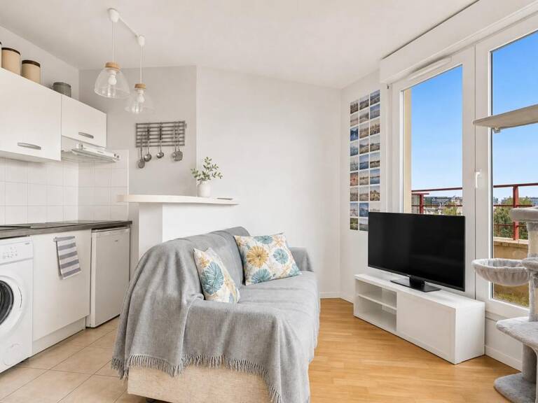 Appartement de 31 m² avec terrasse situé à Montrouge — photo 1