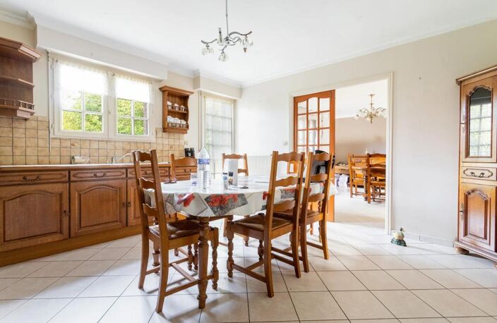 Maison de 7 pièces de 166 m² à Lys-lez-Lannoy — photo 3