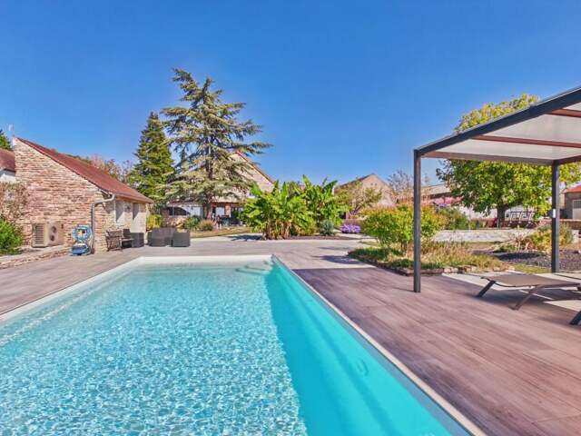MAISON 267 M² + 3 LOGEMENTS INDÉPENDANTS – PISCINE – DÉPENDANCE — photo du bien