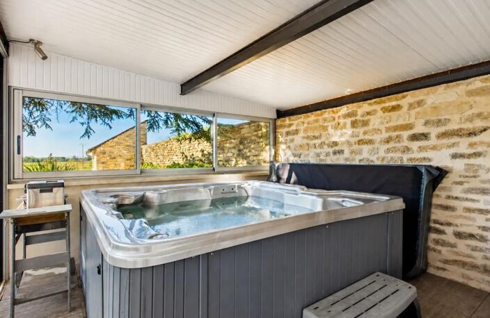 MAISON 267 M² + 3 LOGEMENTS INDÉPENDANTS – PISCINE – DÉPENDANCE — photo 4