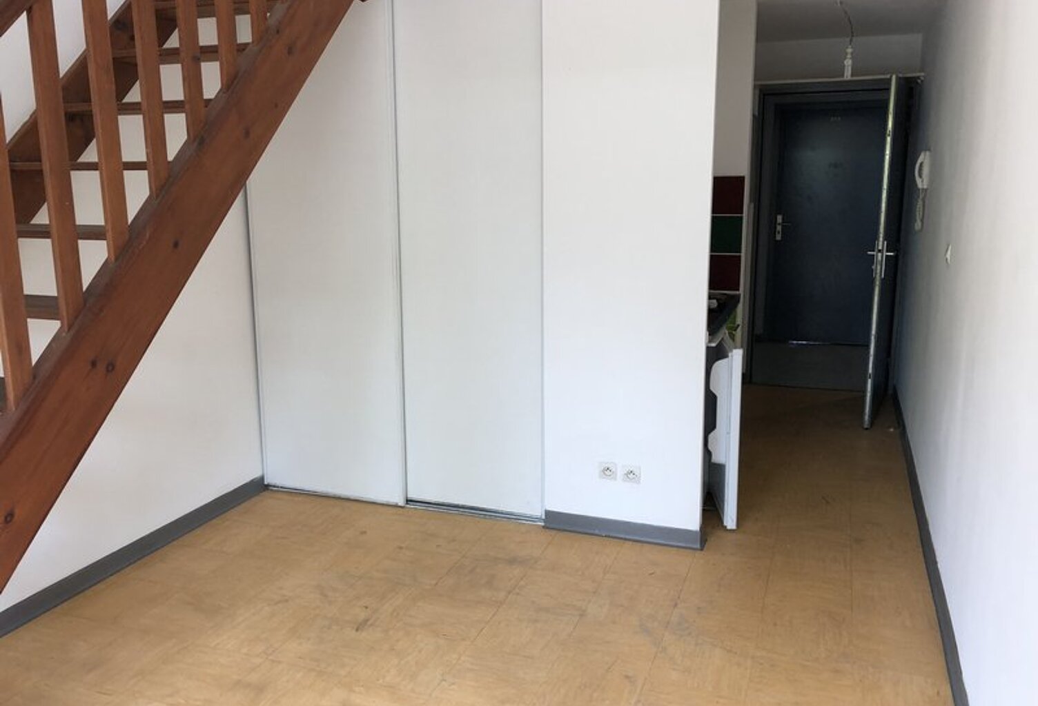 Appartement T1 Duplex - Ste Clotilde — photo 1