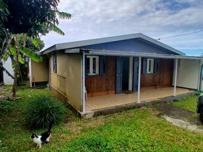 Maison F4 de 73 m2 à Saint Benoit sur terrain 362 m2 — photo 1