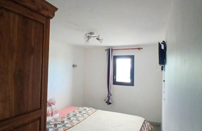 Maison F4 de 73 m2 à Saint Benoit sur terrain 362 m2 — photo 5