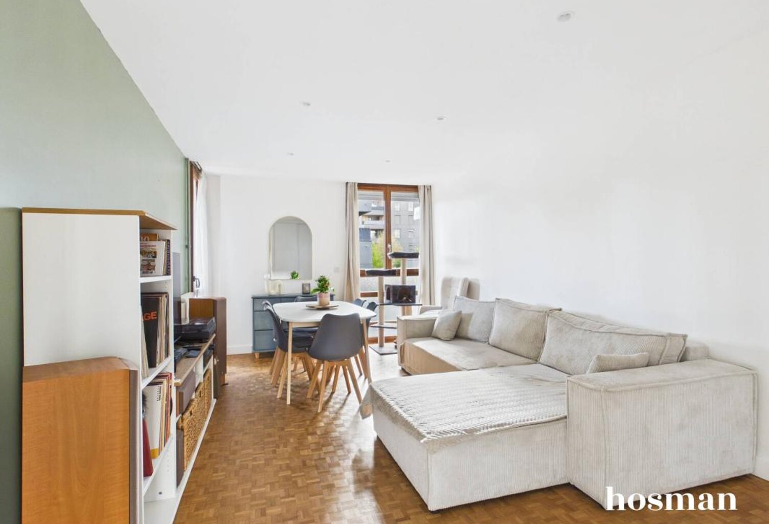 Agréable T3 bis de 70,95m² rue Richelieu à Villeurbanne, entièrement rénové -lumineux-traversant- deux balcons-un garage — photo 1