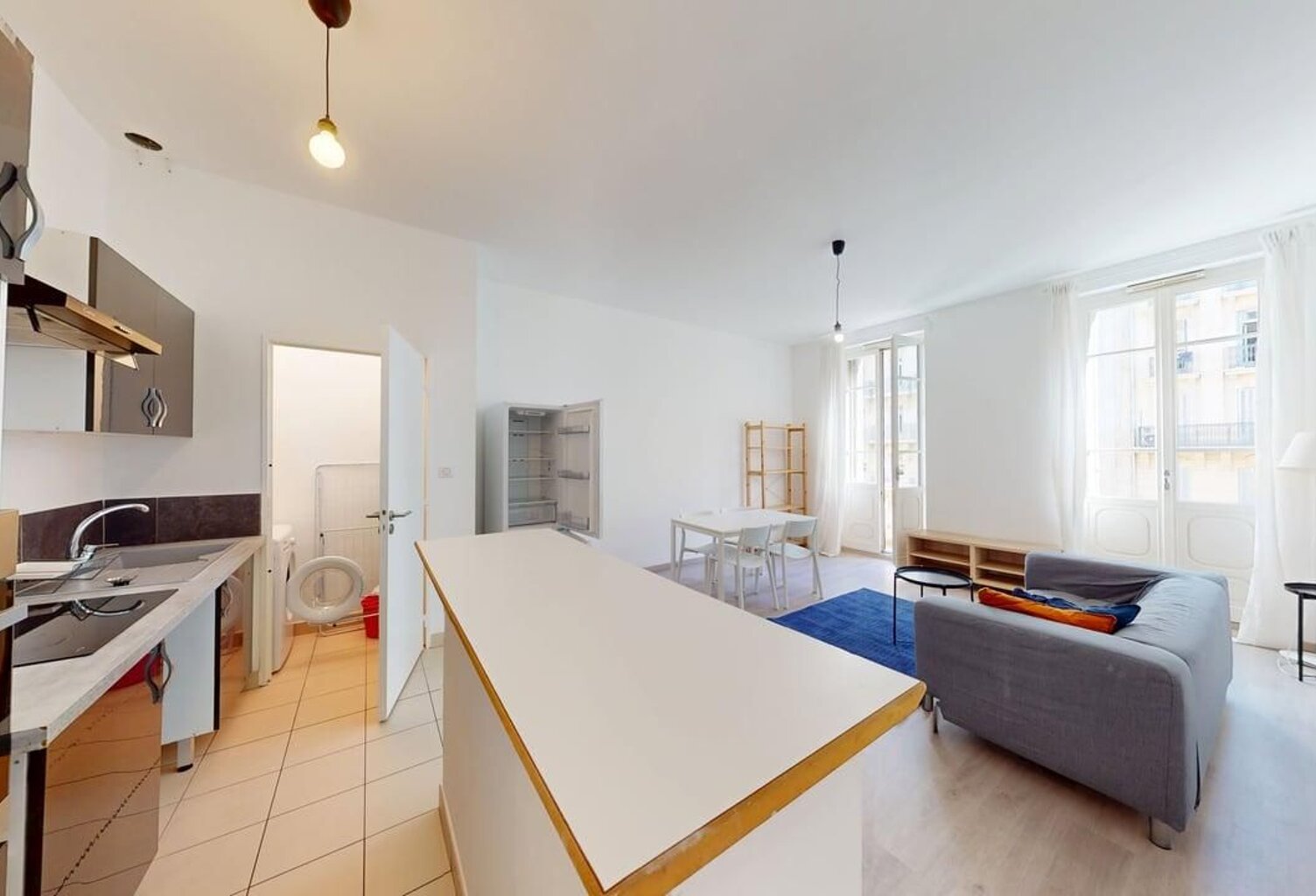 Appartement à vendre - T3 Entièrement rénové - 2e arrondissement — photo 1