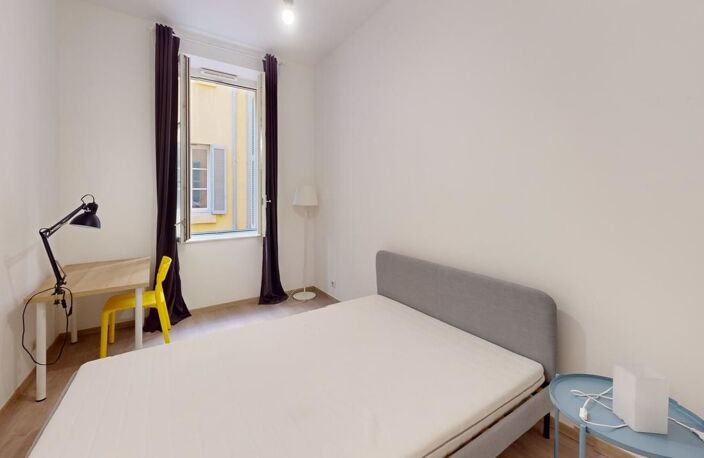 Appartement à vendre - T3 Entièrement rénové - 2e arrondissement — photo 5