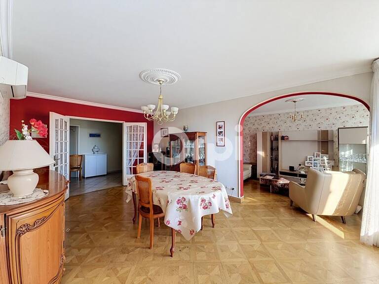 Appartement familiale de 98m2 avec garage et balcon | Coeur Gratte-Ciel — photo 1