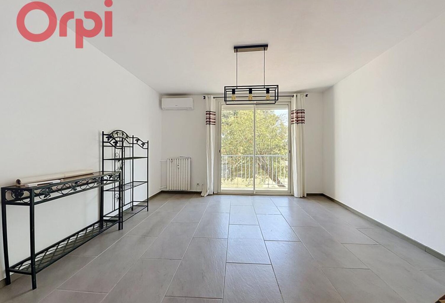 Appartement À Vendre 3 pièces La Seyne/mer - ascenseur - parking - DPE C — photo 1