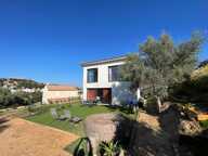 A VENDRE LA SEYNE SUR MER 83500 LIMITE SIX-FOURS  VILLA RECENTE 2 CHAMBRES JARIN VUE DEGAGEE — photo 3