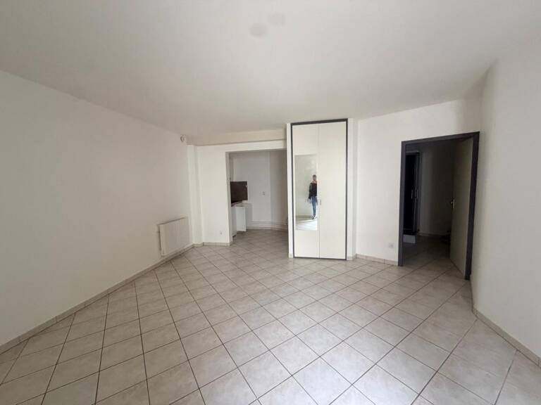 Appartement À Vendre — photo 1