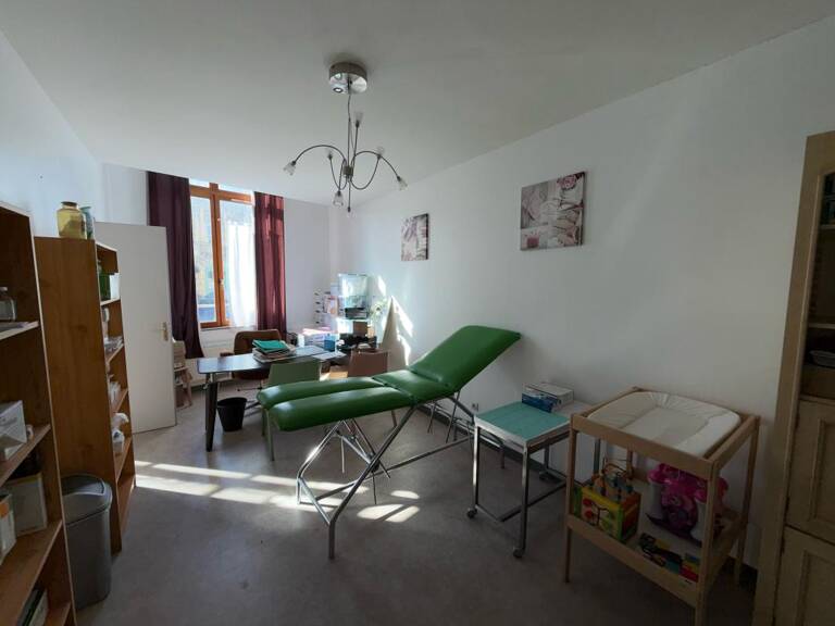 Appartement À Vendre — photo 1