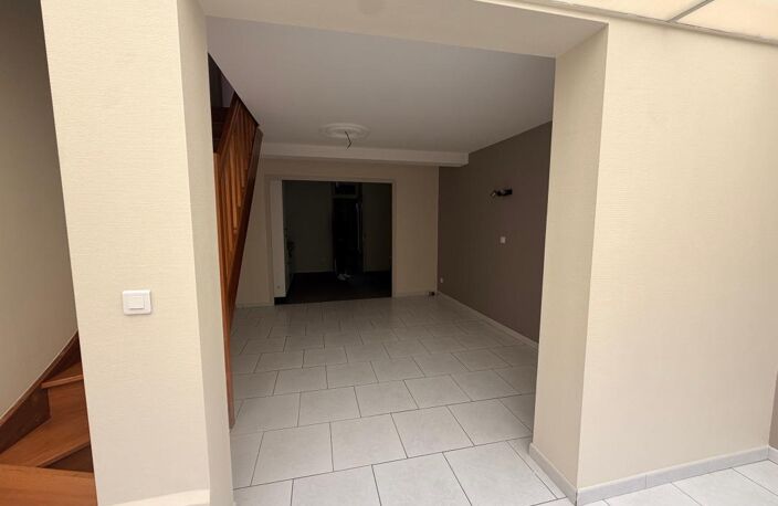 Appartement À Vendre — photo 2