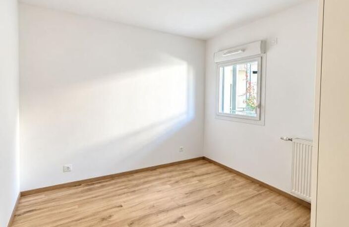 Appartement À Louer — photo 3
