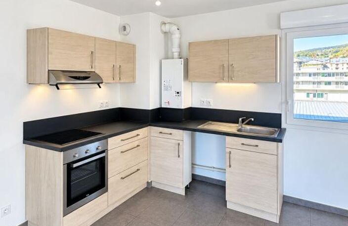 Appartement À Louer — photo 2