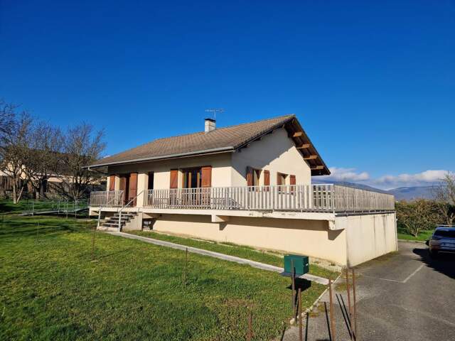 À VENDRE À SALES – MAISON INDIVIDUELLE AVEC DEUX LOGEMENTS — photo du bien