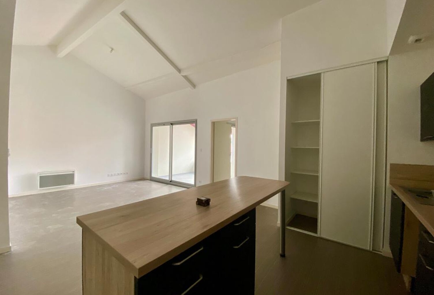 Appartement À Louer — photo 1