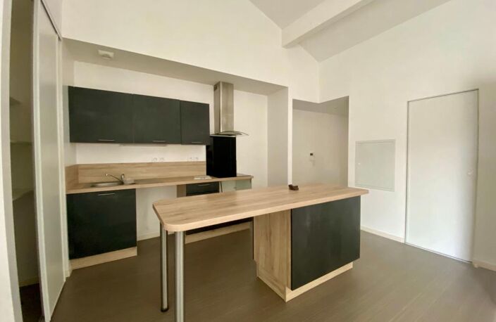 Appartement À Louer — photo 3