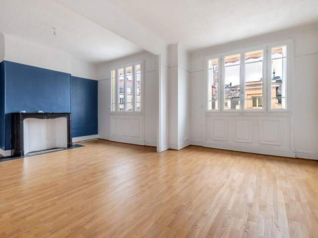 LIMOGES CENTRE: T4 de caractère de 94m² — photo du bien
