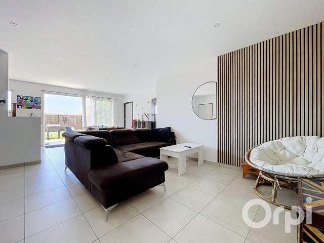 Maison À Vendre — photo du bien