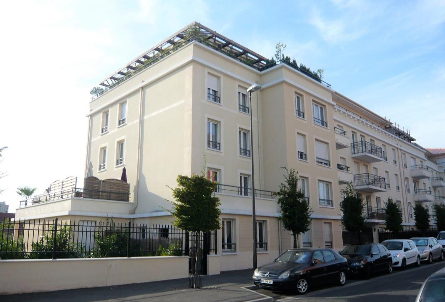 Appartement À Vendre — photo 1