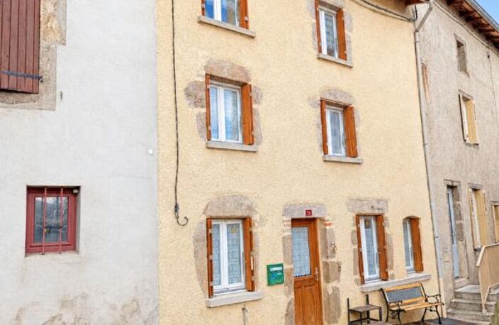 SAINT-JEAN-SOLEYMIEUX - Maison de village 97 m² - 3 chambres — photo 2