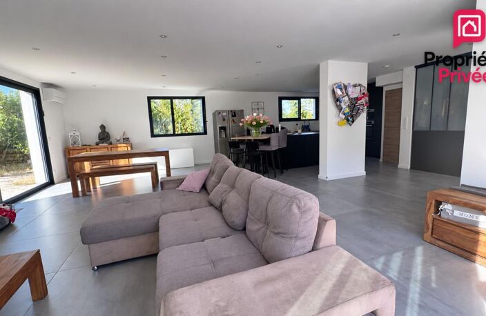 SAINT-MITRE-LES-REMPARTS  MAISON CONTEMPORAINE DE 145 m² AVEC PISCINE — photo 2