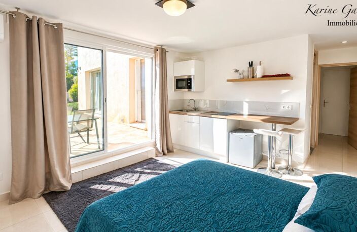 SANARY SUR MER - A 10 MINUTES A PIED DU PORT - MAISON INDIVIDUELLE 106 M² - TERRAIN 133 M² - GARAGE 27 M² — photo 5