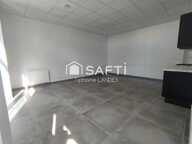 Local commercial, Quartier La Pallice, RDC — photo 3