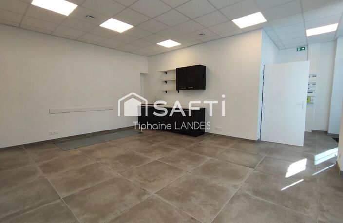 Local commercial, Quartier La Pallice, RDC — photo 5